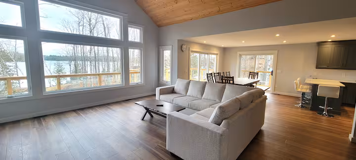 Living room - Image 8